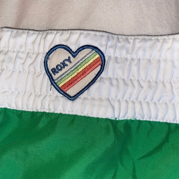 Roxy brown & green Bundle! 2 shorts 1 shirt polka dot bag womens sz 7 - Picture 4 of 16